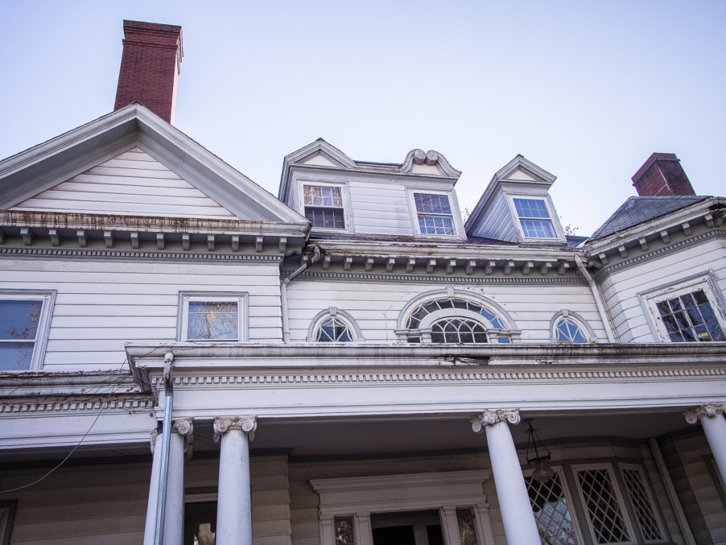 Unusual arrangement of dormers on Victorian house