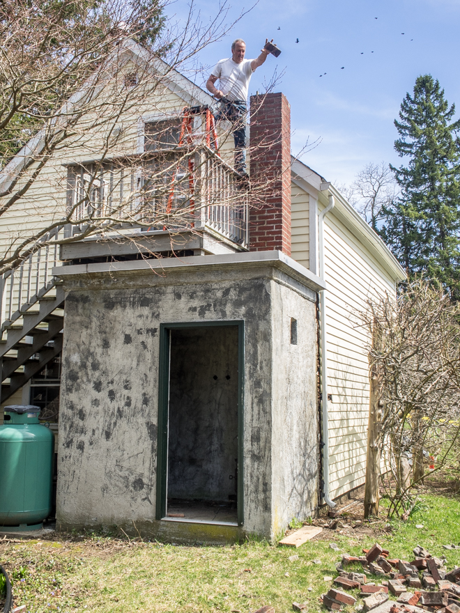 Disassembling brick chimney